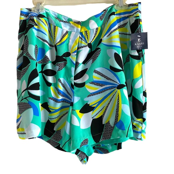 New without tags Floral abstract soft shorts by KAARI - Picture 2 of 7